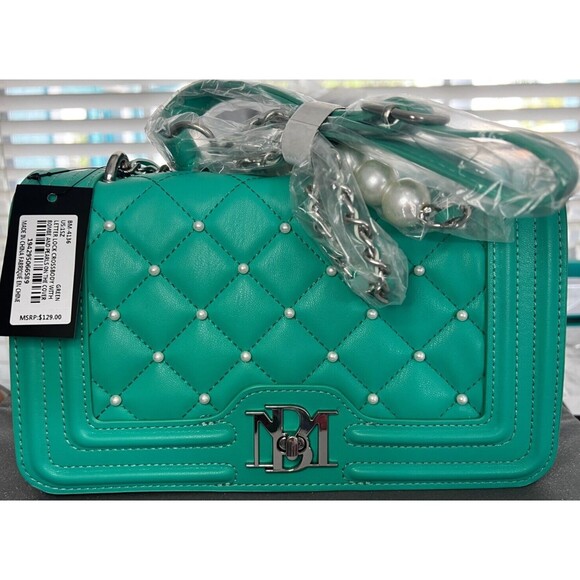Badgley M Vegan Leather Crossbody Bag NWT Purse Handbag Women's Lock Pearls $129 - Picture 2 of 15